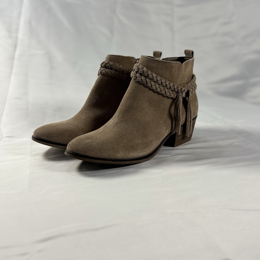 Michael Shannon Mallory Tan Suede Ankle Booties Womens Size 9 Low Block Heel - Picture 3 of 9